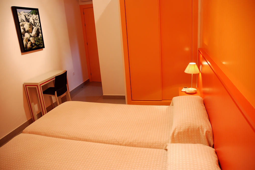 Hostal El Cardenillo Madrigal de la Vera Quarto foto